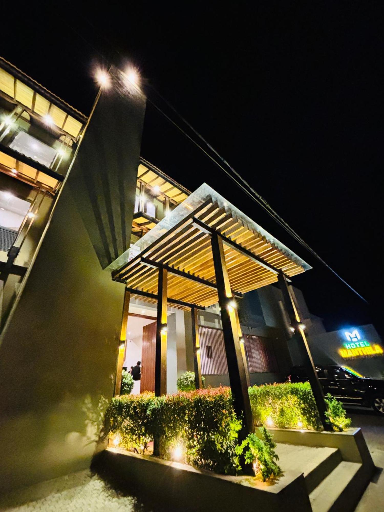 Manthila Hotel アヌラーダプラ エクステリア 写真