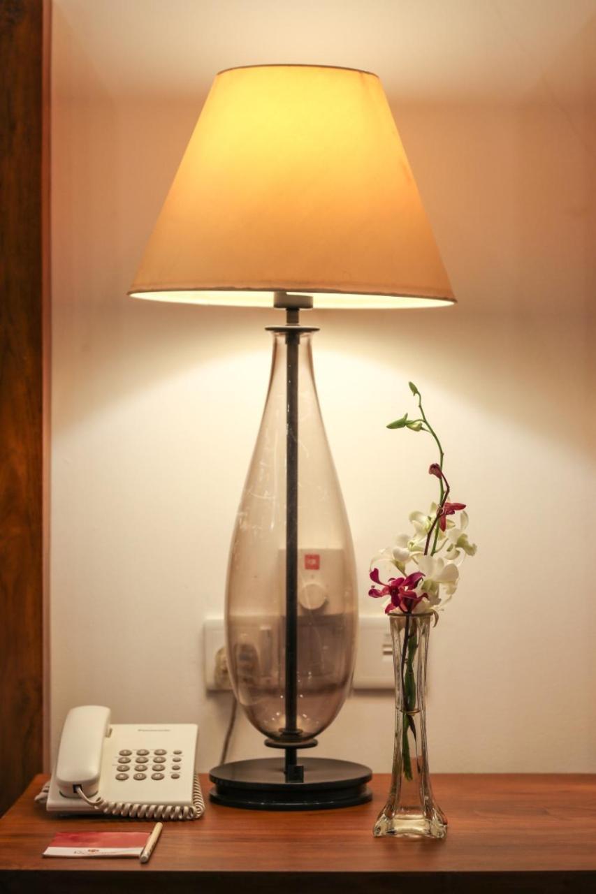 Manthila Hotel アヌラーダプラ エクステリア 写真
