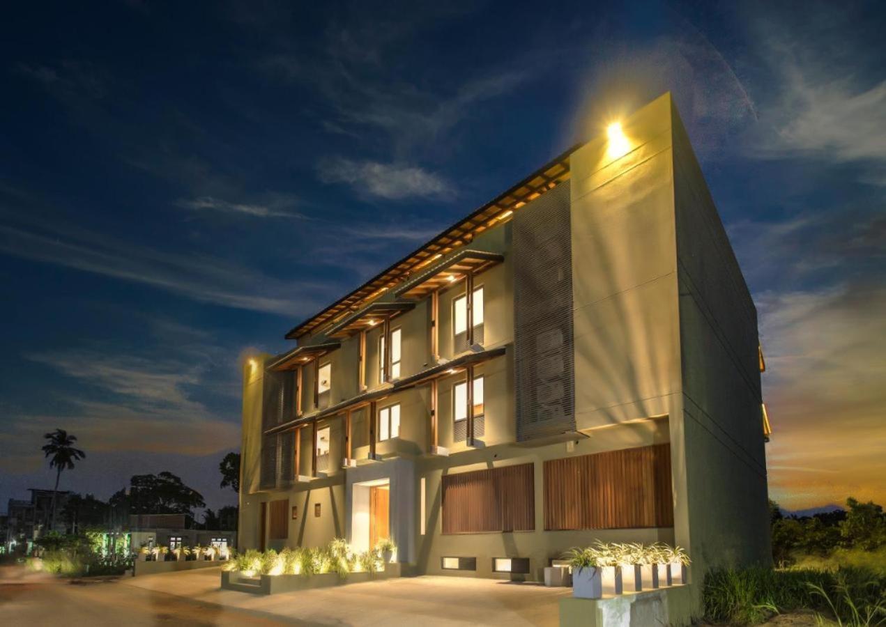 Manthila Hotel アヌラーダプラ エクステリア 写真
